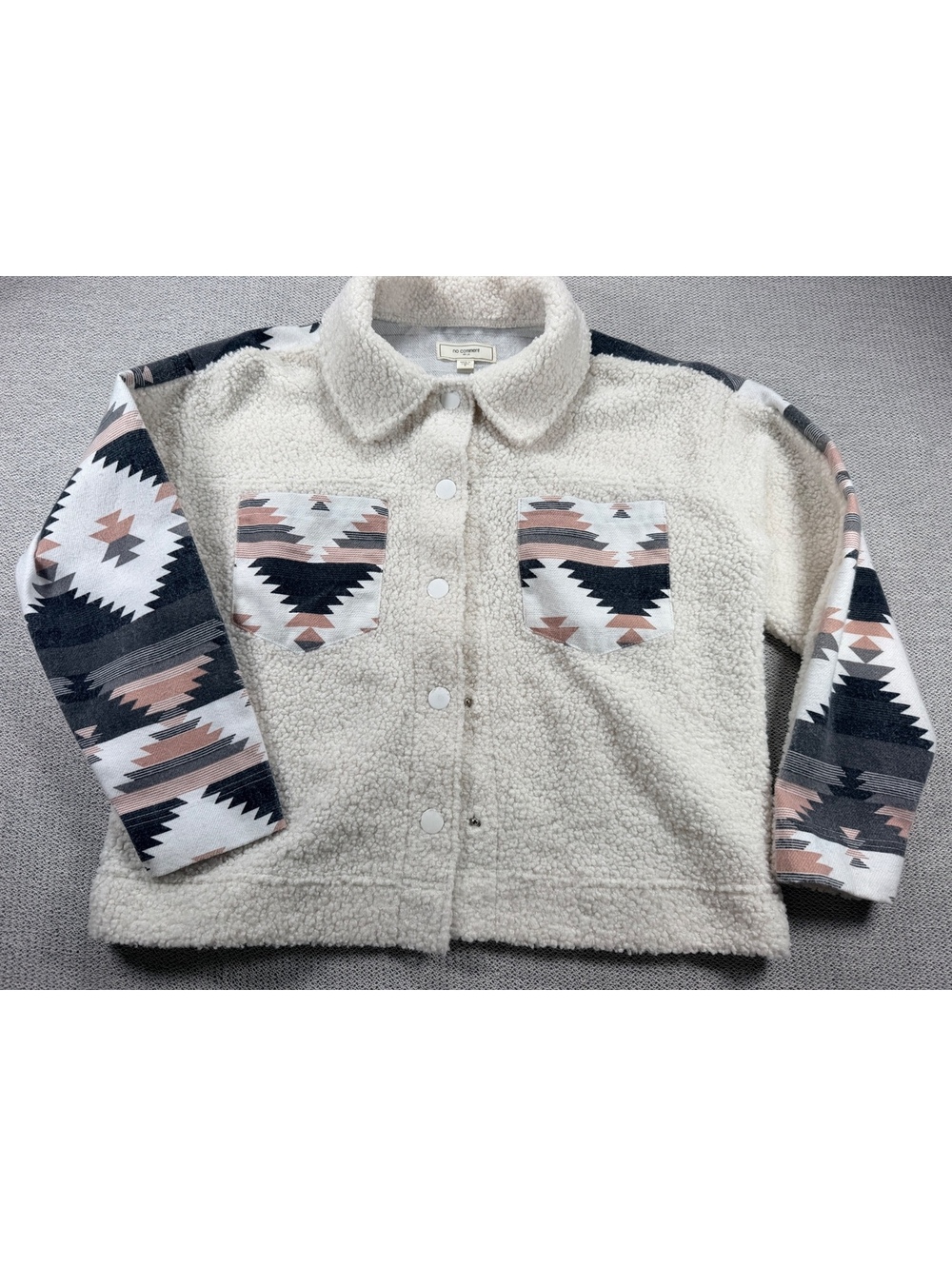 No Comment NY-LA Women's Sherpa Jacket with Aztec Patterned Sleeves and Pockets